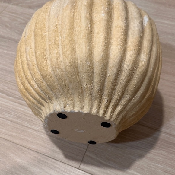 Olive Ateliers Paper Mache Vase Garlic - Picture 7 of 9